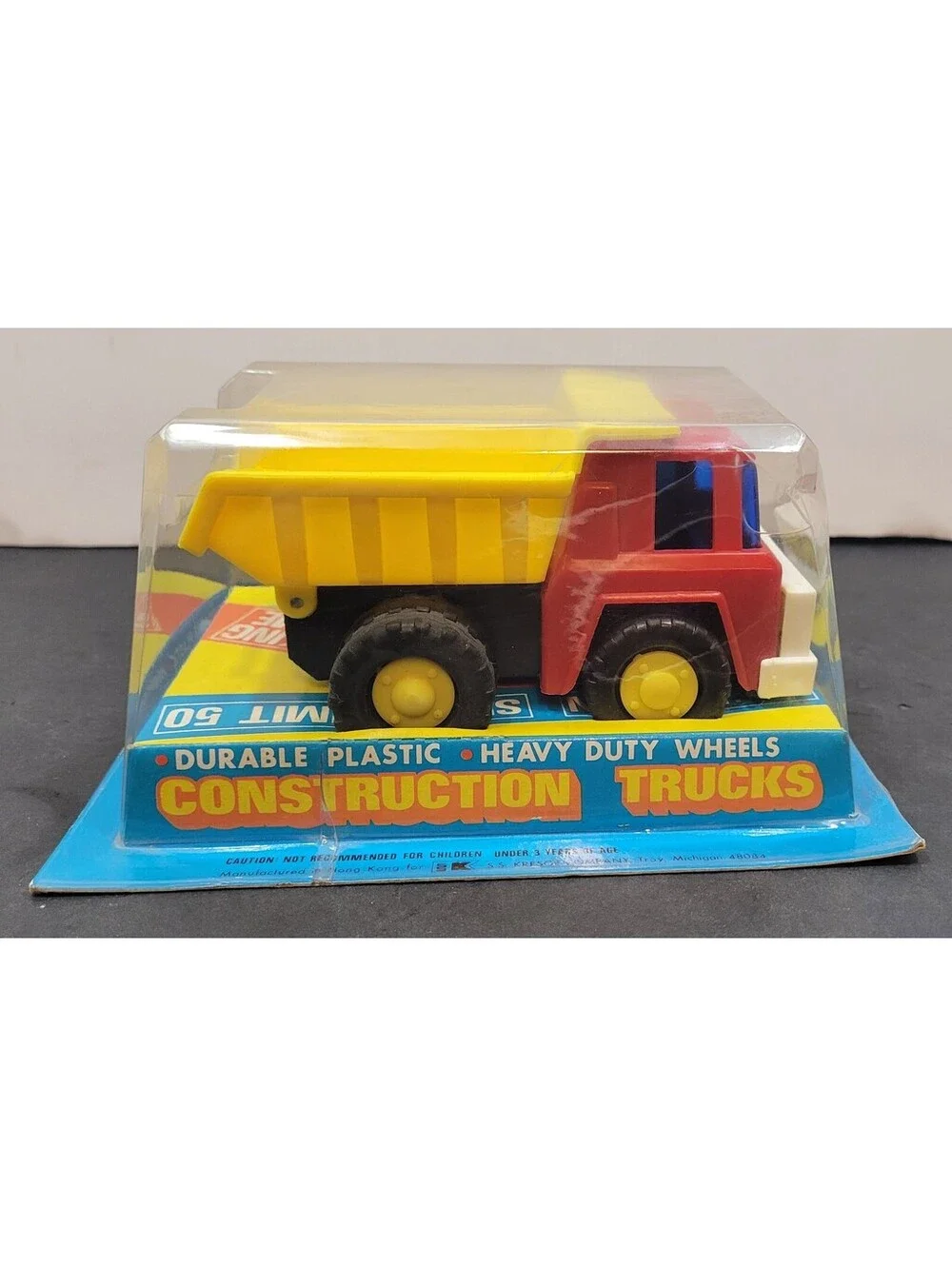 Vtg Free Wheeling Dumper 5.5